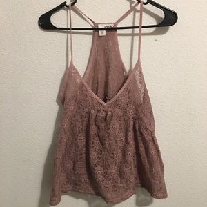 Tank top with flower lace pattern